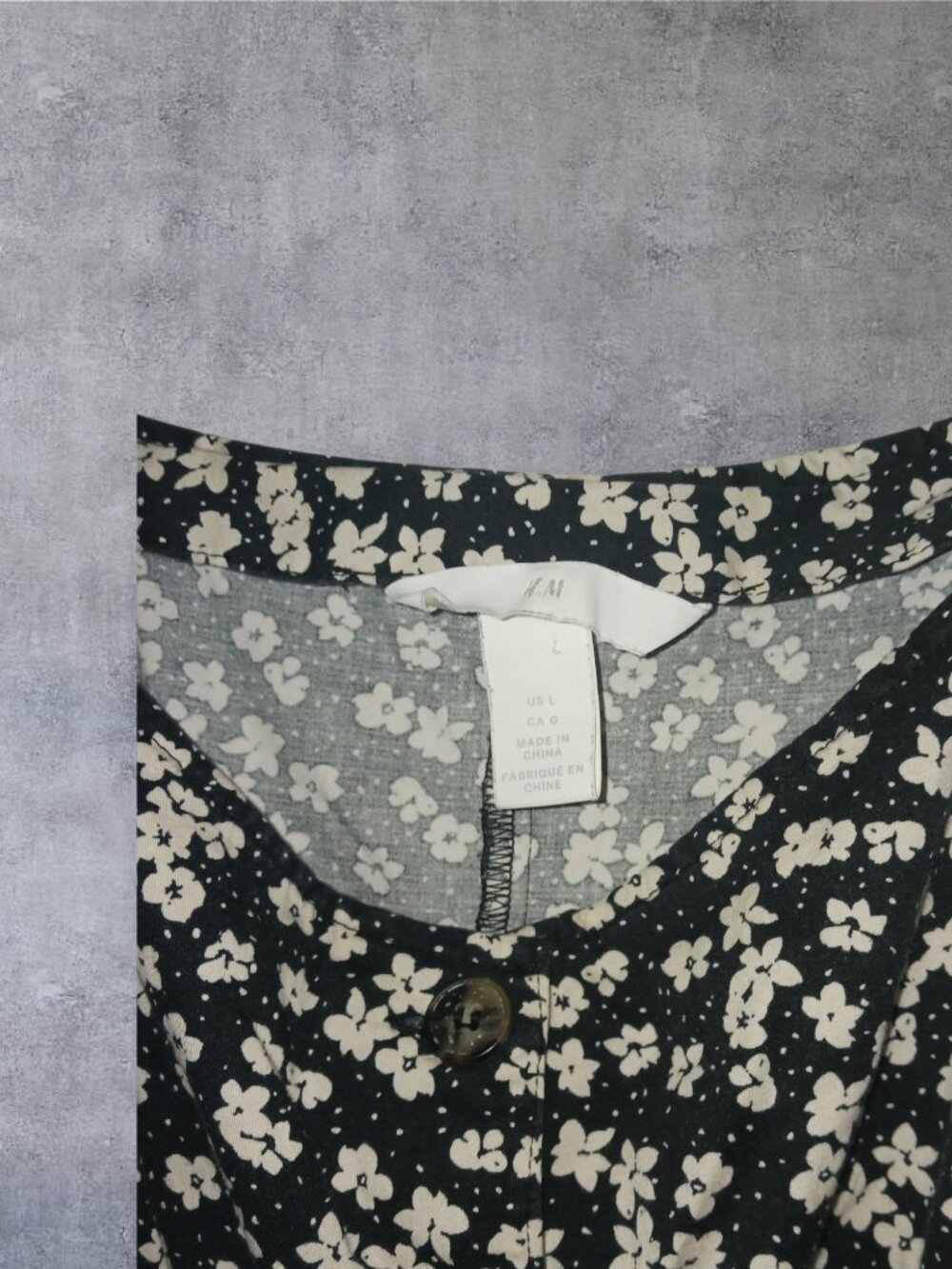 H&M Black Floral Puff Sleeve Mini Dress Size Large - Picture 2 of 2